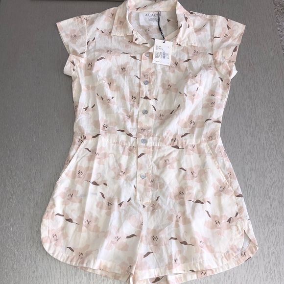 acacia swimwear Pants - New!! ACACIA jumpsuit shorts Size S